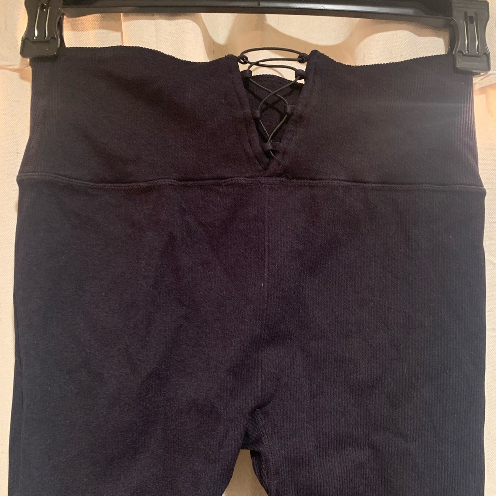 Fabletics High-Waisted Seamless Rib Leggings